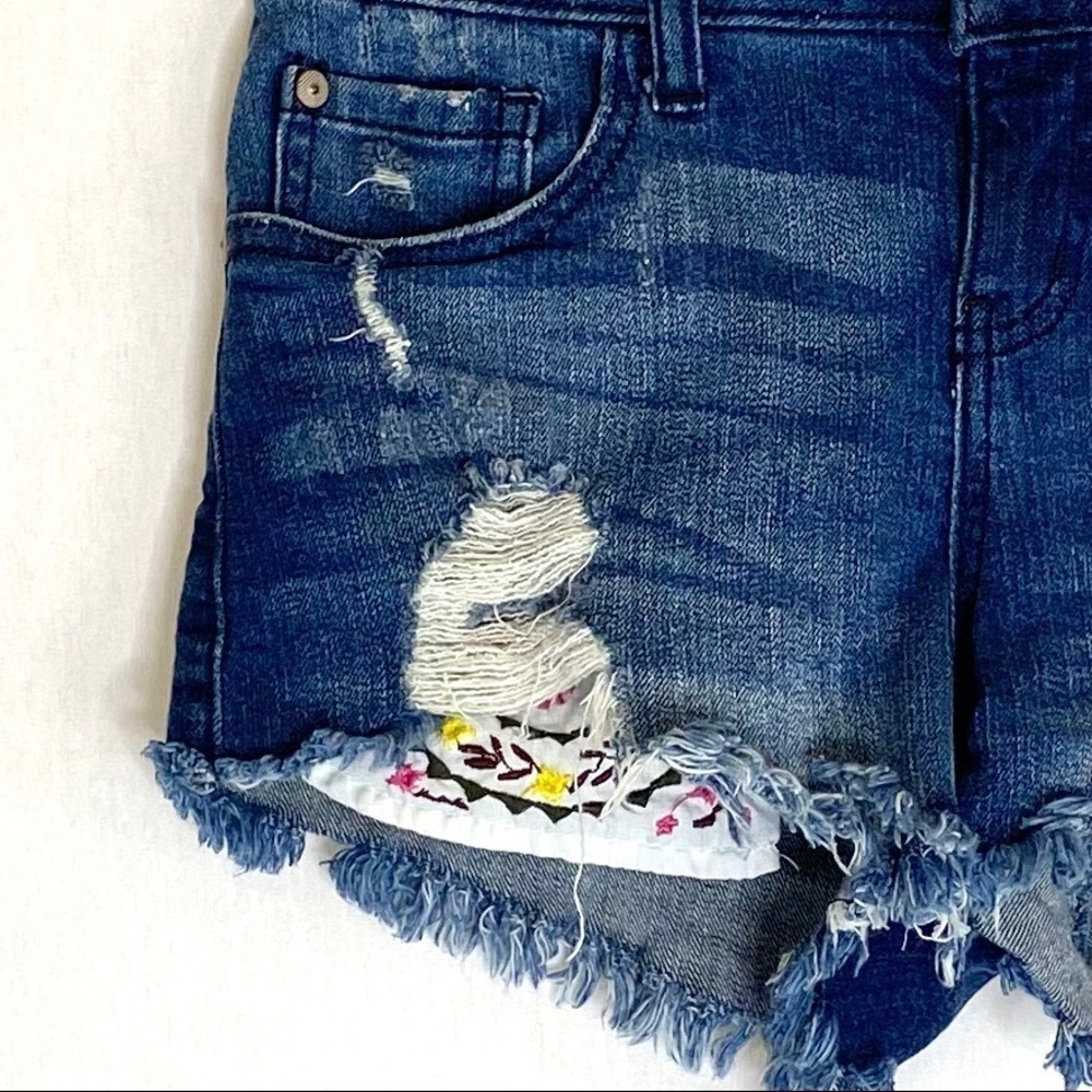 HARPER 25W Exposed Needlepoint Pocket Denim SHORTS Cutoffs Prairie Distressed